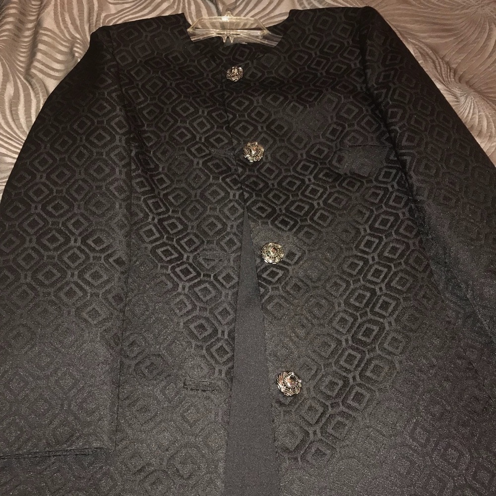 Black Diamond pattern duster style skirt suit 10
